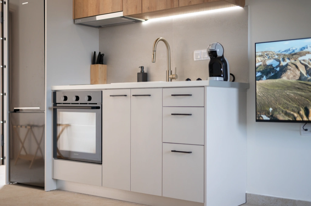 Suite 6 - Gallery 24